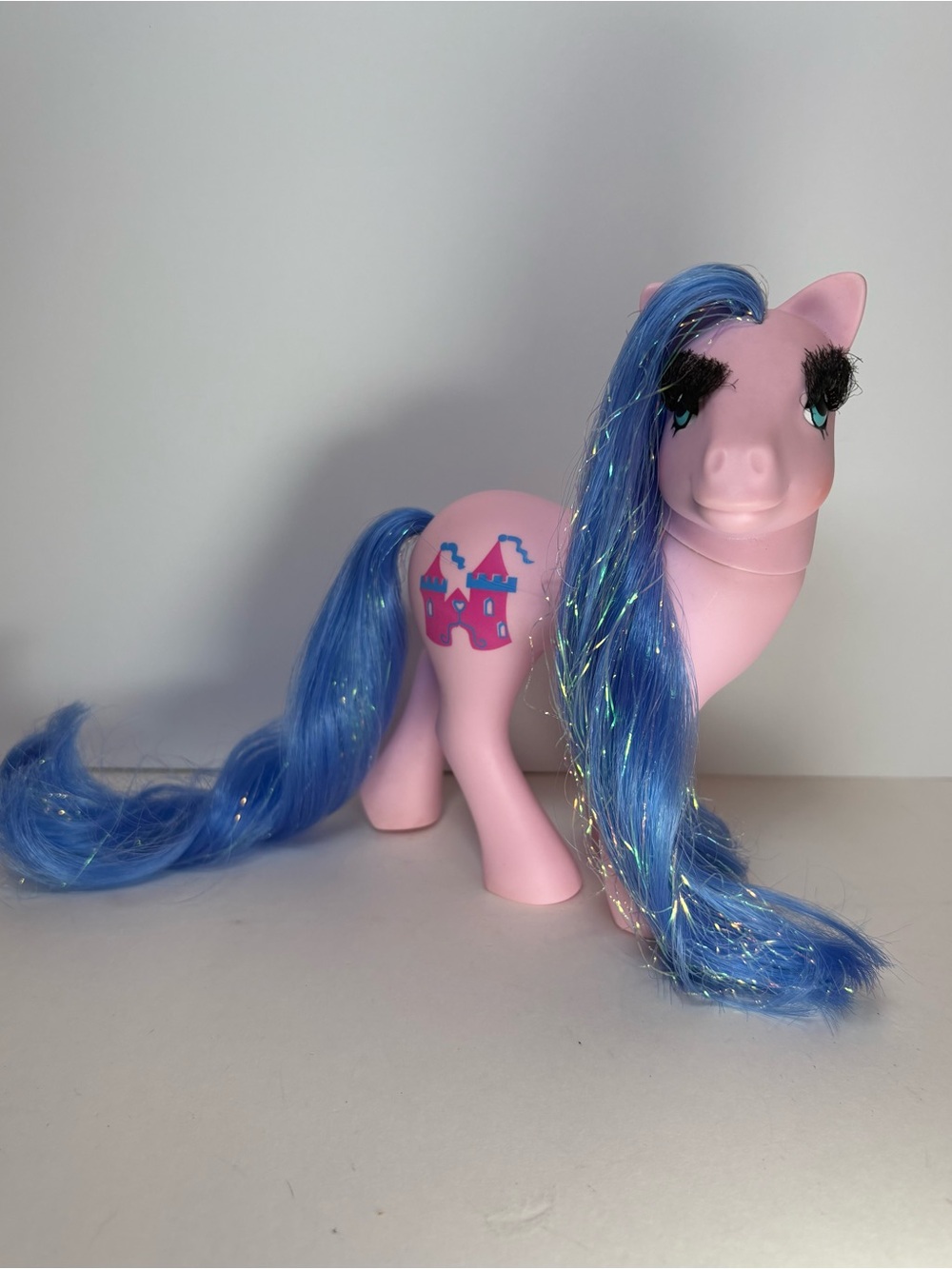Vintage My Little Pony G1 Princess Royal Pink 1991 Eyelash Castle Hasbro MLP
